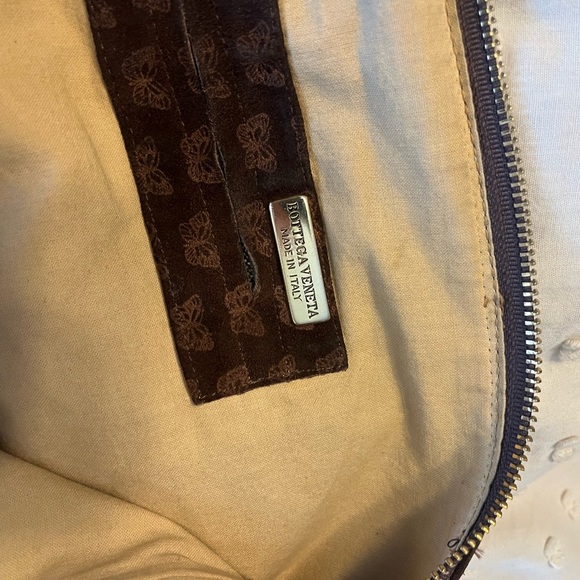 Botega Veneta suede bag with butterfly print. Dark brown. Vintage. Good shape. - Picture 6 of 10